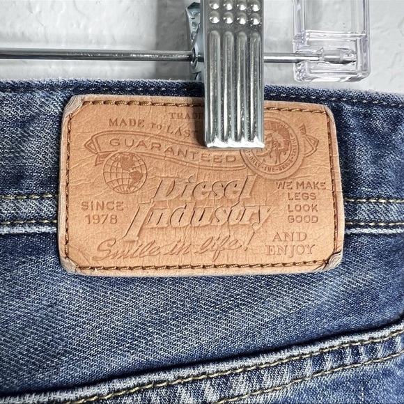 Diesel Jeans Men 32 X 30 Zantiny Bootcut Medium Wash Y2K CL - Picture 5 of 11